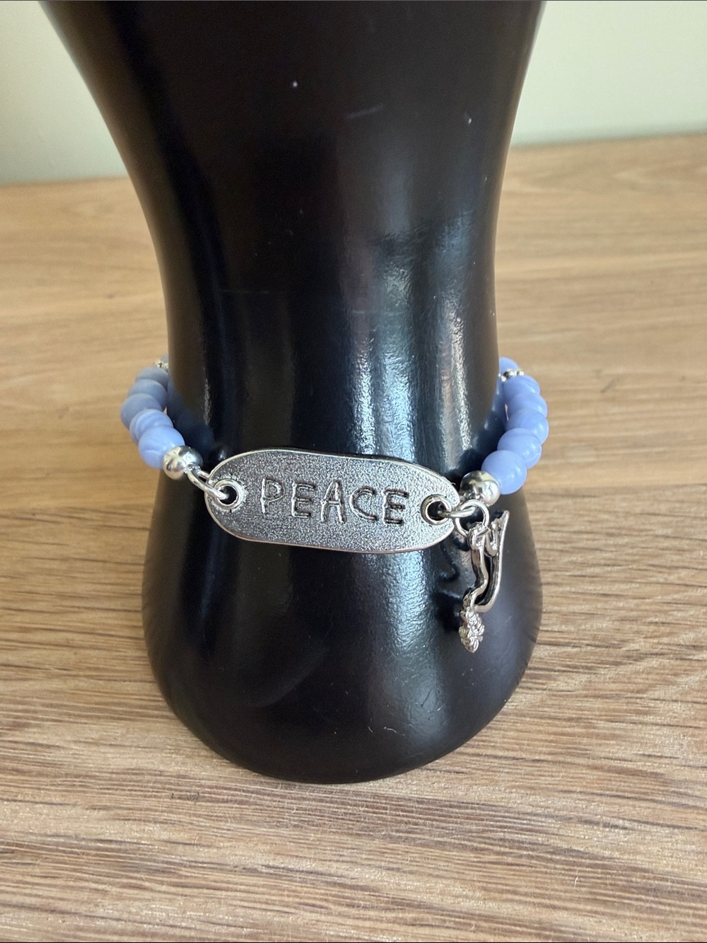 HAND CRAFTED BLUE AGATE PEACE BRACELET Dove Charm Beaded Stretch Jewelry - Picture 5 of 9